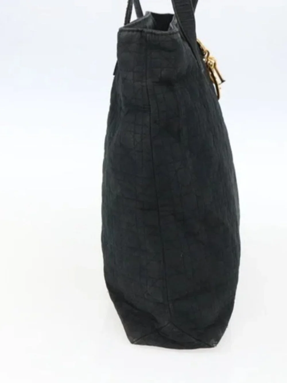 Dior brand	christian color	black